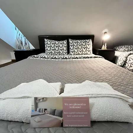 Cozy 3 Story House In Old Town Tallinn