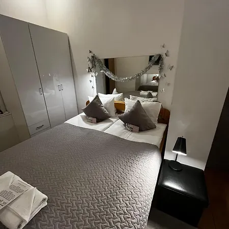 Cozy 3 Story House In Old Town Tallinn