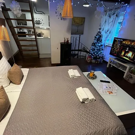 Cozy 3 Story House In Old Town Apartamento