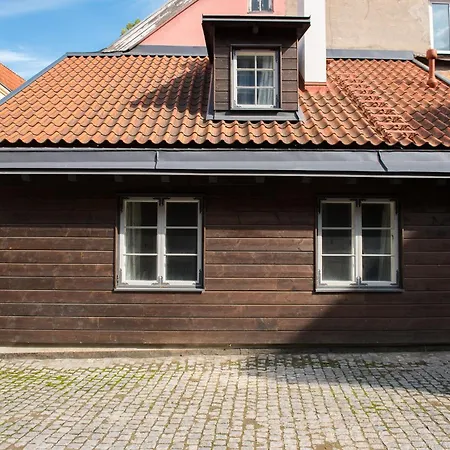 Cozy 3 Story House In Old Town Апартаменты Таллин