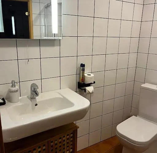 Cozy 3 Story House In Old Town Таллінн