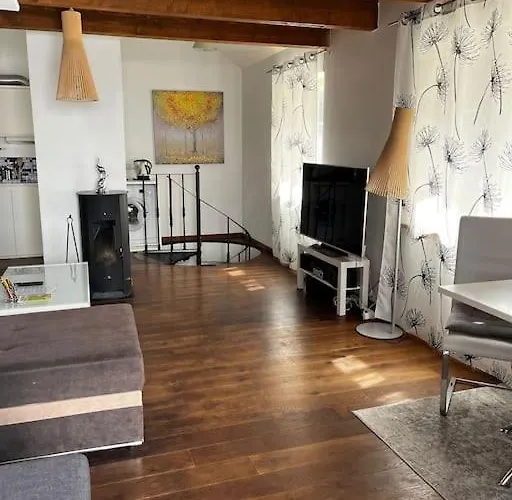 Apartamento Cozy 3 Story House In Old Town *