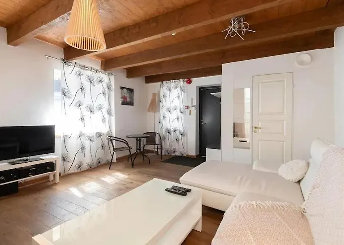 Cozy 3 Story House In Old Town Апартаменти Таллінн