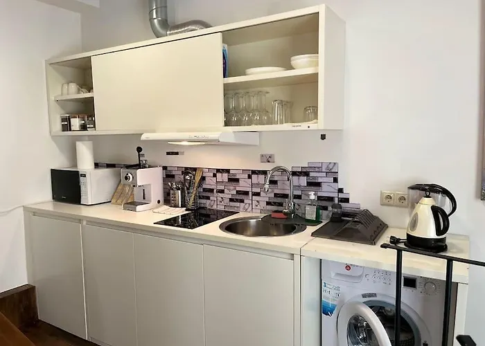 Cozy 3 Story House In Old Town * Таллінн