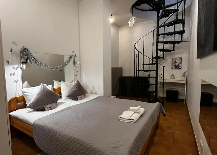 Cozy 3 Story House In Old Town * 탈린