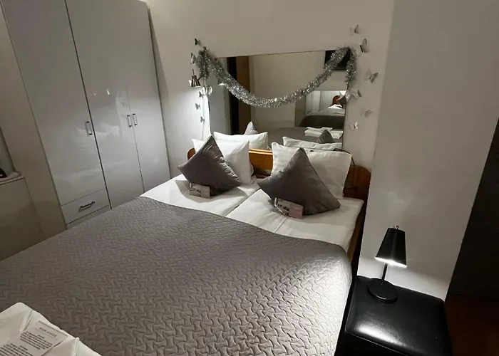 Cozy 3 Story House In Old Town Таллінн