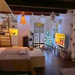 Cozy 3 Story House In Old Town Lägenhet