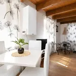 Appartement Cozy 3 Story House In Old Town *