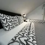 Cozy 3 Story House In Old Town Appartement