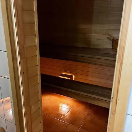 Апартаменти Cozy 3 Story House In Old Town Таллінн